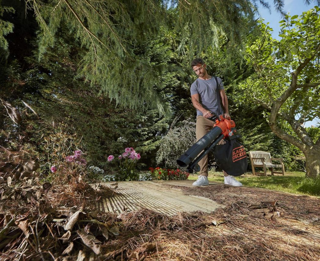 BLACK+DECKER - Soplador, aspirador y triturador de hojas inalámbrico de 36 V - Incluye bolsa de 45 L - BCBLV36B-XJ